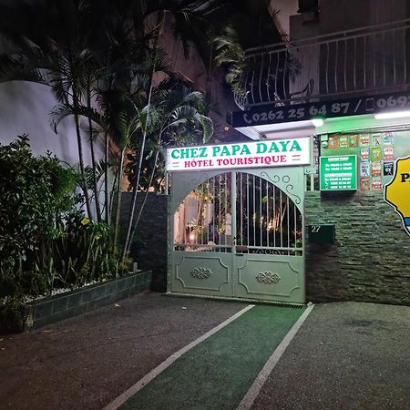 Hotel Chez Papa Daya 圣皮埃尔 外观 照片