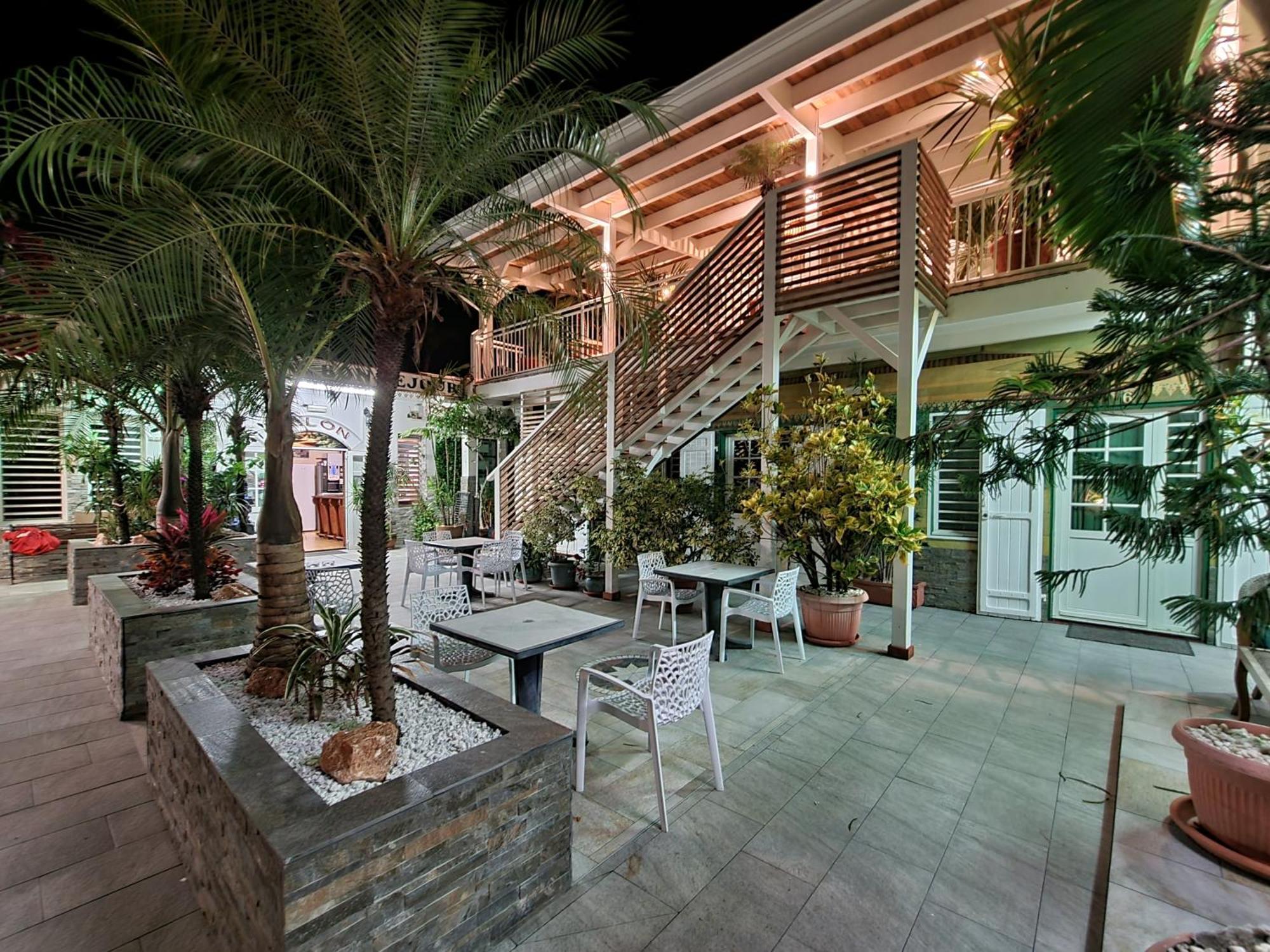 Hotel Chez Papa Daya 圣皮埃尔 外观 照片