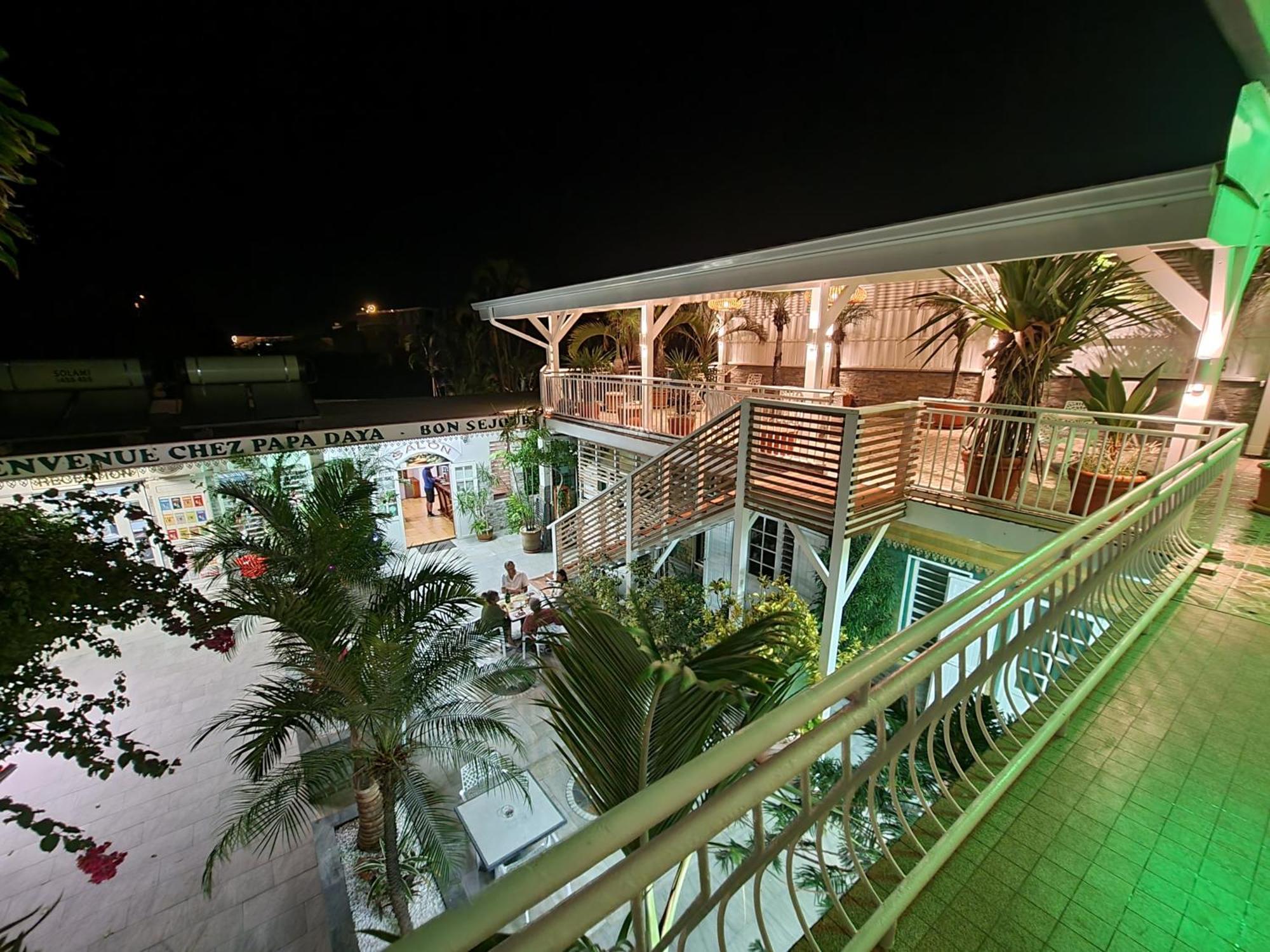 Hotel Chez Papa Daya 圣皮埃尔 外观 照片